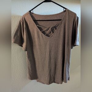 Crossed! V-neck brown tea women's size XL